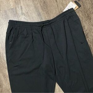 Nike Primary Fleece Dri-Fit UV Performance Joggers FZ0975-010 $80 - XL